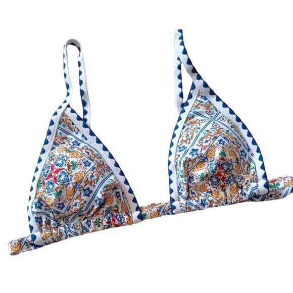 NWT Bikinx Blue White Paisley Print Crochet Trim Bikini Top - Picture 9 of 10